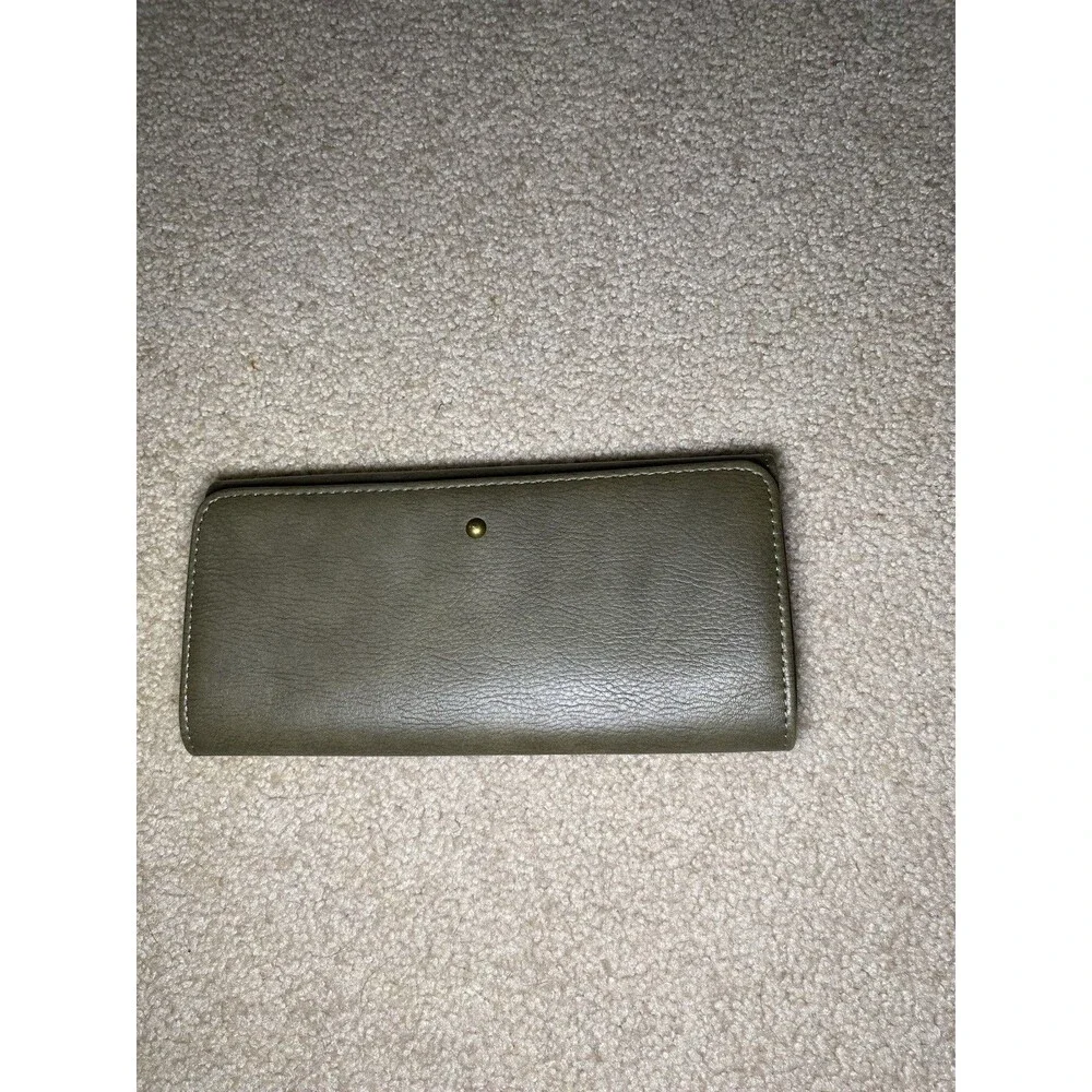 Universal Thread Olive Green Slim Tri-Fold Wallet